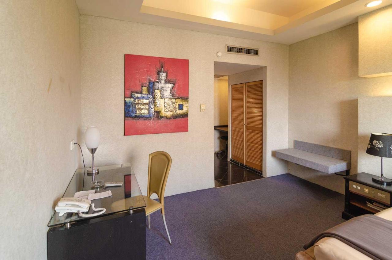 Hotel Peninsula Mangga Besar جاكرتا المظهر الخارجي الصورة