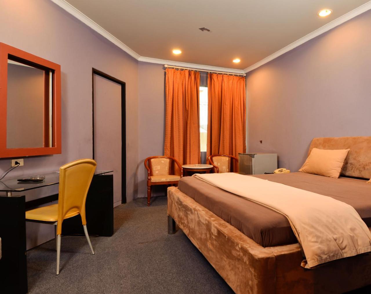 Hotel Peninsula Mangga Besar جاكرتا المظهر الخارجي الصورة