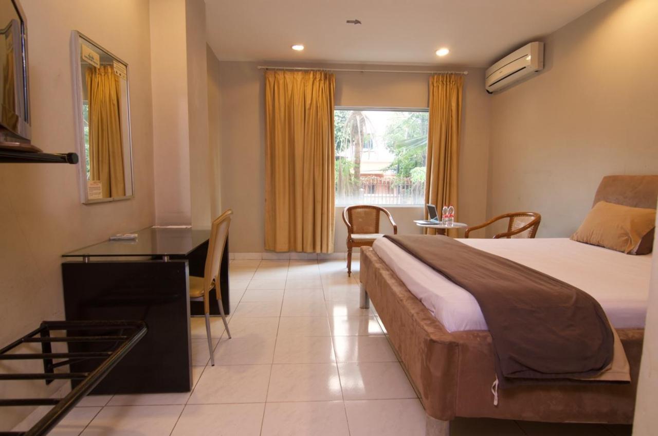 Hotel Peninsula Mangga Besar جاكرتا المظهر الخارجي الصورة